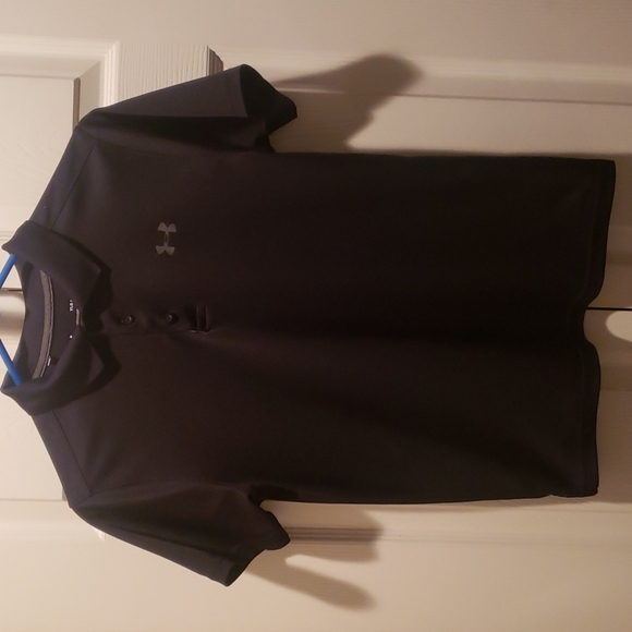 Under Armour Other - Under Armour loose fit heat gear polo shirt